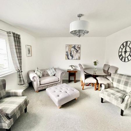 Cae Glas Apartments Holyhead Kültér fotó