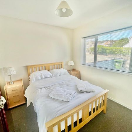 Cae Glas Apartments Holyhead Kültér fotó