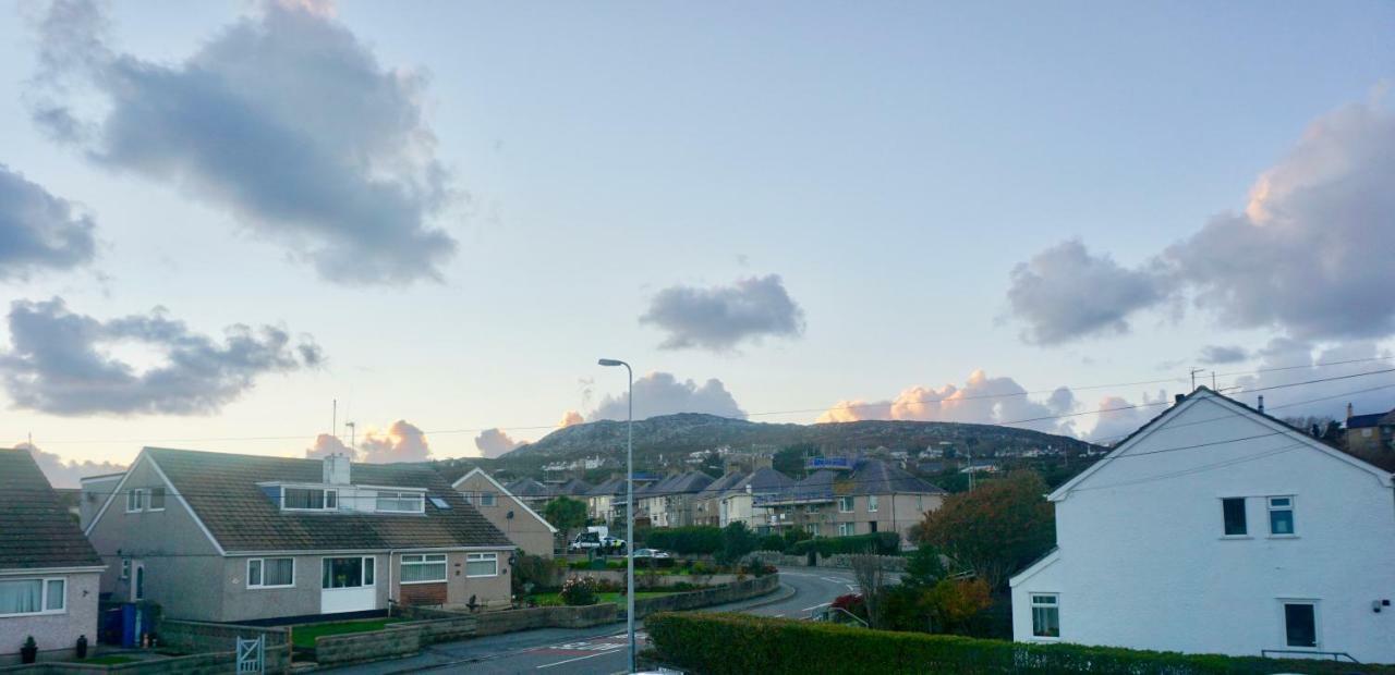 Cae Glas Apartments Holyhead Kültér fotó