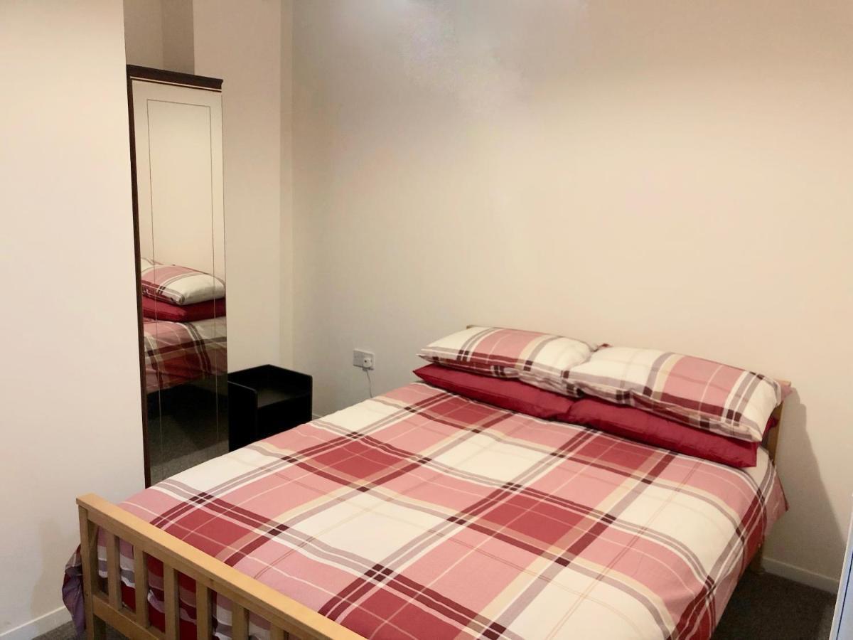 Cae Glas Apartments Holyhead Kültér fotó